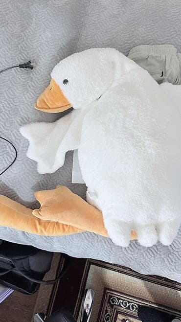 чайки зайки 2: Мягкие игрушки — большой плюшевый мишка и плюшевый гусь. в идеальном — 2