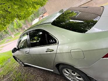 Honda Accord: 2004 г., Седан — 2