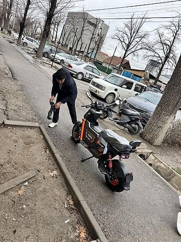 Кумурска мотороллер: Электроскутер U2 (городской электробайк) Равный по мощности 150куб — 7