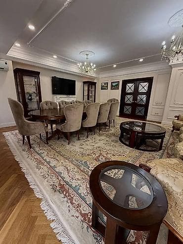 4 комнаты, 140 м², Джал мкр (в т.ч. Верхний, Нижний, Средний) Элитка, 5 этаж, Дизайнерский ремонт at lalafo.kg 4 комнаты, 140 м², Джал мкр (в т.ч. Верхний, Нижний, Средний) Элитка, 5 этаж, Дизайнерский ремонт
