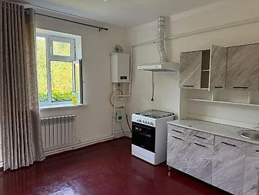 село лениския: 100 м², 3 комнаты, Семейным — 2