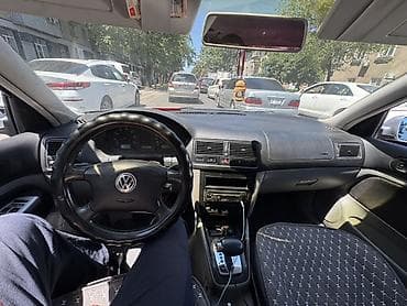 Транспорт: Volkswagen Golf: 2000 г., 1.6 л, Автомат, Бензин, Хэтчбэк — 6