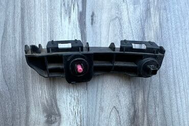 б у набор ключей: Крепление крыла Заднее левое Toyota, 2018 г., Б/у, Оригинал — 2