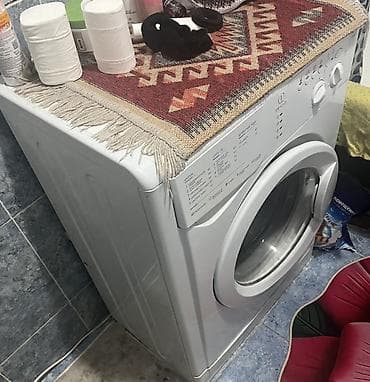 Стиральная машина Indesit, фронтальная загрузка. Основные at lalafo.kg Стиральная машина Indesit, фронтальная загрузка. Основные