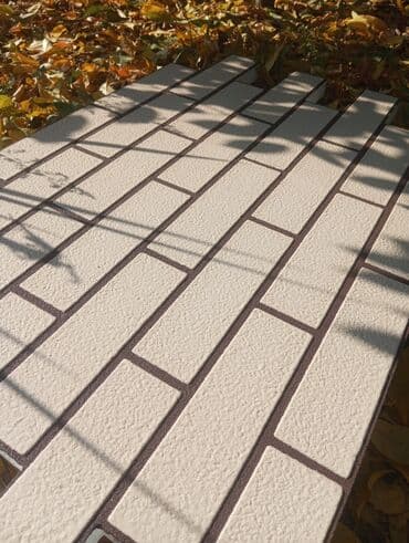 плинтус потолочный: Панели для облицовки стен, имитирующие кирпичную кладку, представлены — 3