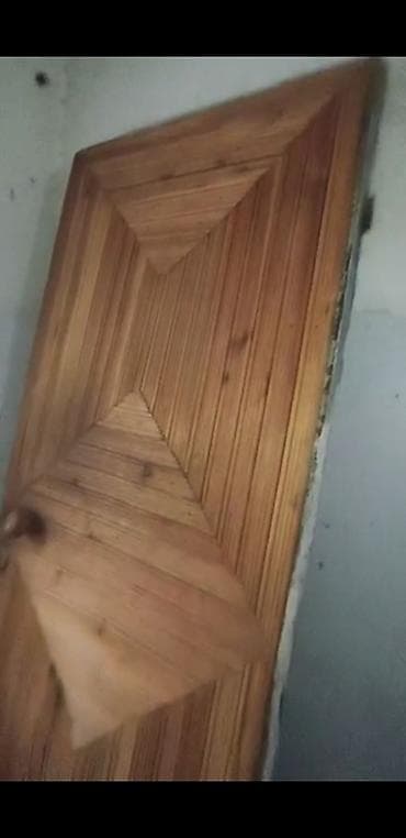 Дверь деревянный б/у