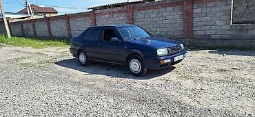 Volkswagen Vento: 1997 г., 1.8 л, Бензин, Седан
