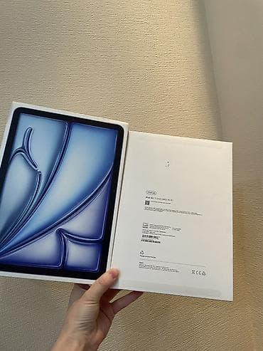 дать объявление: IPad Air 13" (2025), цвет Blue Продаю свой планшет в нежно голубом — 6