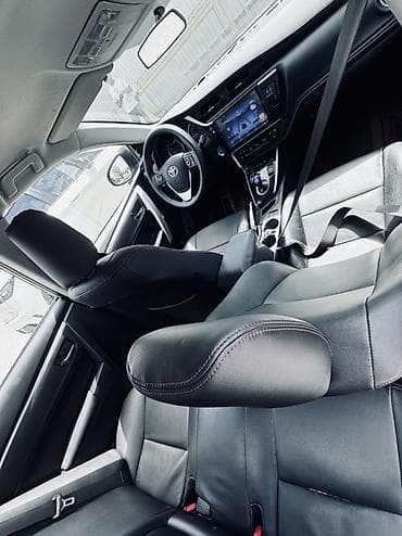 coroll: Toyota Corolla: 2019 г., 1.8 л, Автомат, Электромобиль, Седан — 8