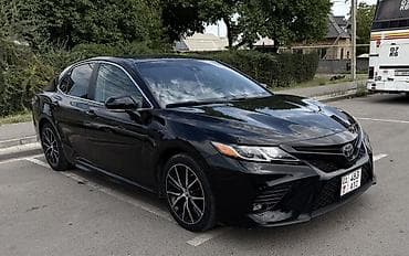 Toyota Camry: 2019 г., 2.5 л, Автомат, Бензин, Седан