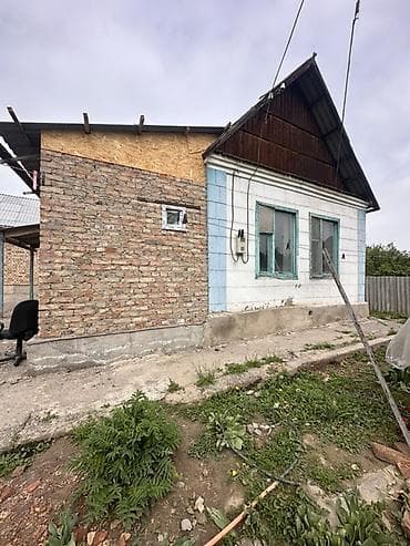 дом куплью: 📍В Сокулуке продается дом на участке 4 соток. 🏡Дом без ремонта — 3