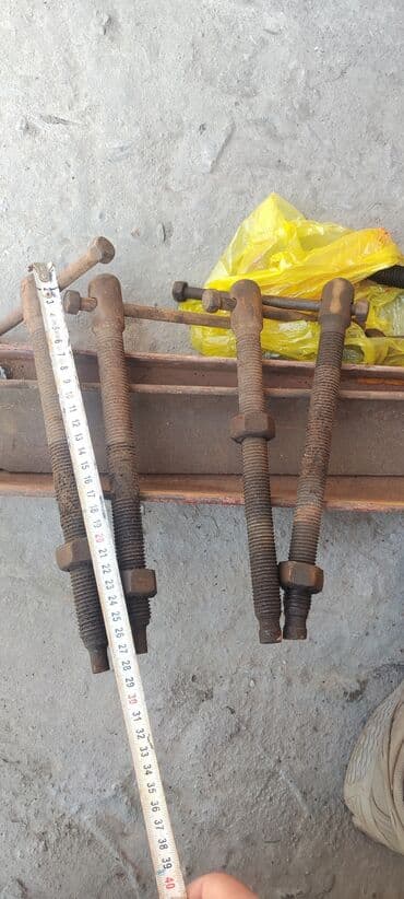 фреза мтз: Продаю винт крепления натижител бабочка резба от вальцы станок — 1