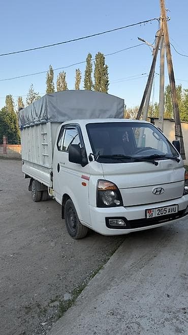 айнек авто: Hyundai Porter: 2017 г., 2.4 л, Автомат, Дизель — 1
