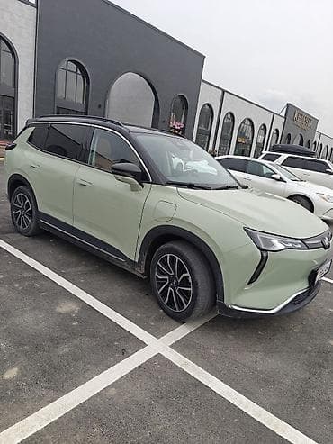 r17 kia: Weltmeister W6, 2022 г., 64000 км, Передний, В наличии — 1