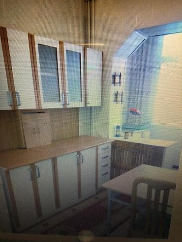 продаю квартиру 106 серии: 3 комнаты, 61 м², 105 серия, 6 этаж, Старый ремонт — 1
