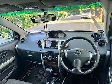 platz vitz: Toyota Ist: 2003 г., 1.5 л, Автомат, Бензин, Хэтчбэк — 1
