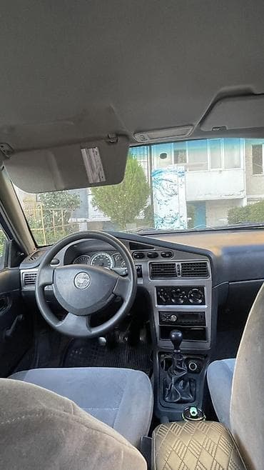 Daewoo Nexia: 2008 г., 1.5 л, Механика, Бензин, Седан — 3