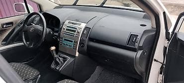 протер 2: Toyota Corolla Verso: 2009 г., 2.2 л, Механика, Дизель, Минивэн — 4