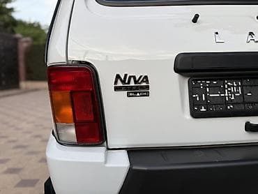Унаа сатуу: ВАЗ (ЛАДА) 4x4 Niva: 2024 г., Кол менен иштөөчү, Бензин, Жол тандабас — 10