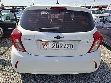 шевралет камара: Chevrolet Spark: 2016 г., 1 л, Вариатор, Бензин, Хэтчбэк — 6