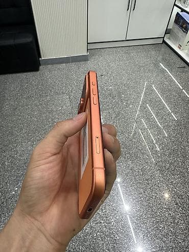 моритор: IPhone 17 Pro, Б/у — 2