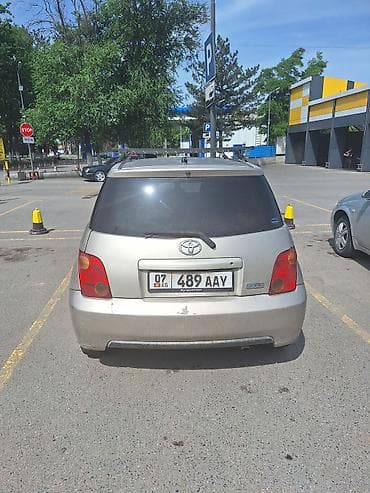 town ace: Toyota Ist: 2003 г., 1.3 л, Автомат, Бензин, Хэтчбэк — 2