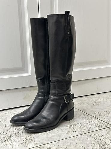 Продаю сапоги зимние Nursace Внутри натуральный мех Кожа натуральная