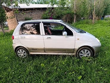 бишкек мотоцикл: Daewoo Matiz: 2002 г., 0.8 л, Кол менен иштөөчү, Бензин — 2