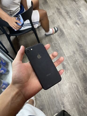купить кнопочный сотовый телефон: IPhone 8, Колдонулган, 64 ГБ, Black Titanium, 100 % — 2