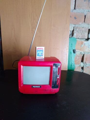 Линолеум: Ретро мини телевизор, feihao,, б/у ч/б кинескоп диаганаль 7' — 1