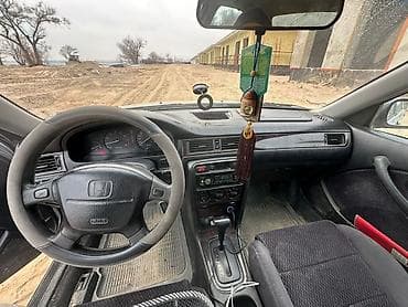 Honda Civic: 1998 г., 1.6 л, Автомат, Бензин, Седан
