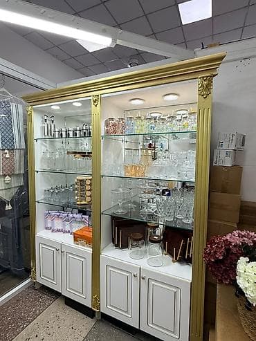 зеркало со шкафчиком: Стеллаж Для посуды, С ящиками, 200 см * 100 см * 35 см, 
Б/у — 1
