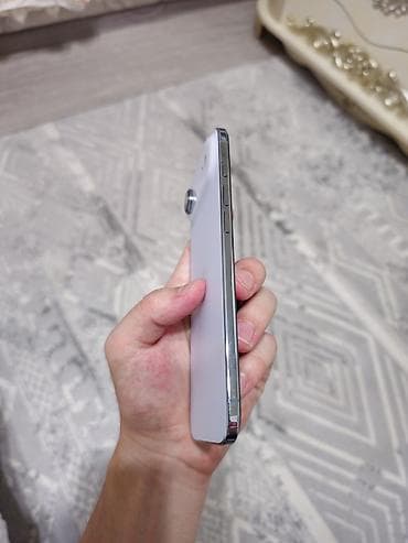 Техника и электроника: IPhone Air Цвет белый Память 256 гб 🔋 91% Esim + Esim Состояние — 3