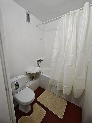 одна комната квартиры: 1 комната, 35 м², 105 серия, 1 этаж — 5