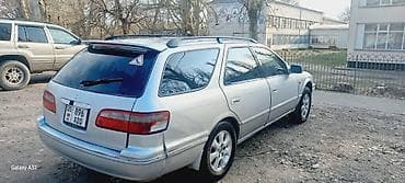 Просторный универсал серебристого цвета. Характеристики и оснащение — 4