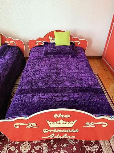 Дом и сад: Детская кровать с матрасом (новые) 2шт (1,5м на 2м)= каждая 8000сом — 2