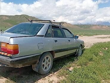 валчок 124: Audi 100: 1989 г., Механика, Седан — 3