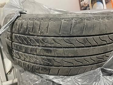 Унаа: Шиналар 215 / R 17, Жай, Колдонулган, Комплект, Жеңил унаалар, Michelin — 5