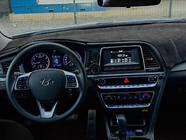 step 2: Hyundai Sonata: 2019 г., 2 л, Автомат, Газ, Седан — 9