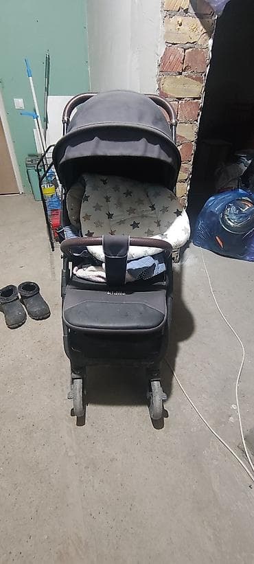 Прогулочная коляска Kidilo (серый цвет) - Удобная городская