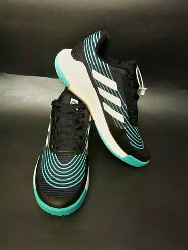 купить спортивную резину для тренировок: Кроссовки Adidas для зала/кортов - Дизайн: черный верх с бирюзовыми — 1