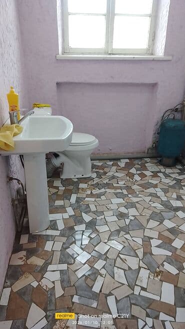 сдаю дом лебединовка: 2 комнаты, Без мебели — 1