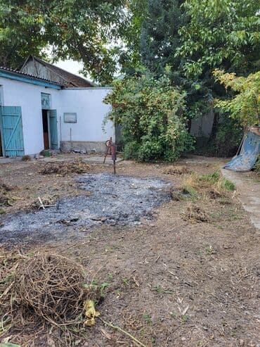 продаю дом молодая гвардия: ДОМ СО СКЛАДАМИ 150 КВ.М ДОМ 50 КВ.М хозяйственным двором и — 1