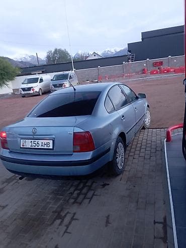 чехлы бу: Volkswagen Passat: 1989 г., 1.8 л, Механика, Бензин, Седан — 1
