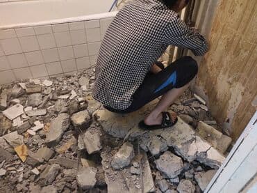 разбор дома: Снос стен, Разбор полов, Снятие потолков | Гипсокартонная стена, Снос перегородки, Снятие старой штукатурки | Зачистка от старых обоев, Сбивка старой штукатурки, Снятие извести | Демонтаж ламината, Демонтаж паркета, Демонтаж линолеума | Крыша из шифера, Металлочерепичная кровля, Мягкая кровля 1-2 года опыта — 17