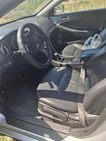 spark 7: Hyundai Sonata: 2009 г., 2 л, Автомат, Газ, Седан — 7