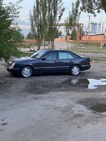 Mercedes-Benz E-Class: 2000 г., 3.2 л, Автомат, Бензин, Седан