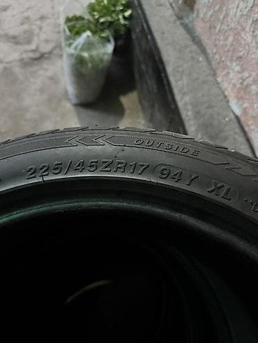 полик 5 д: Комплект летних шин 225/45 ZR17 94Y XL - Размер: 225/45 ZR17 - Индекс — 3