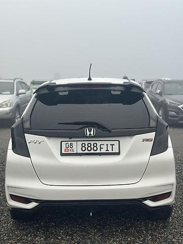 пожеро спорт: Honda Fit: 2020 г., 1.5 л, Вариатор, Бензин, Хэтчбэк — 3