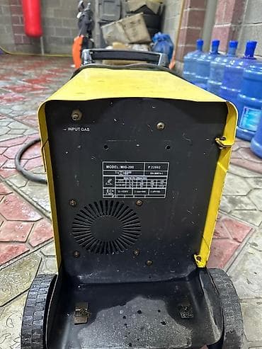 Сварочный аппарат, Полуавтомат